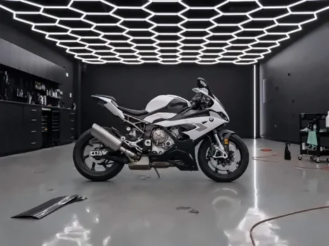 BMW S 1000 RR, Motorcycle wrap · matte military green (studio illustration), photo 2