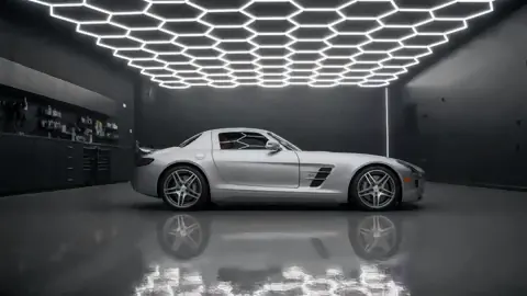 Mercedes-Benz SLS AMG, Full wrap · 3M 2080 Satin Vampire Red (studio illustration), photo 2