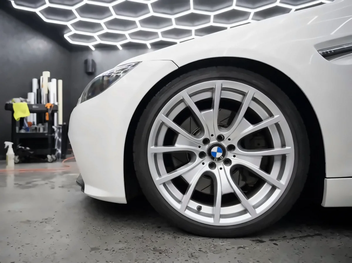 Wheel powder coating, before (studio illustration)