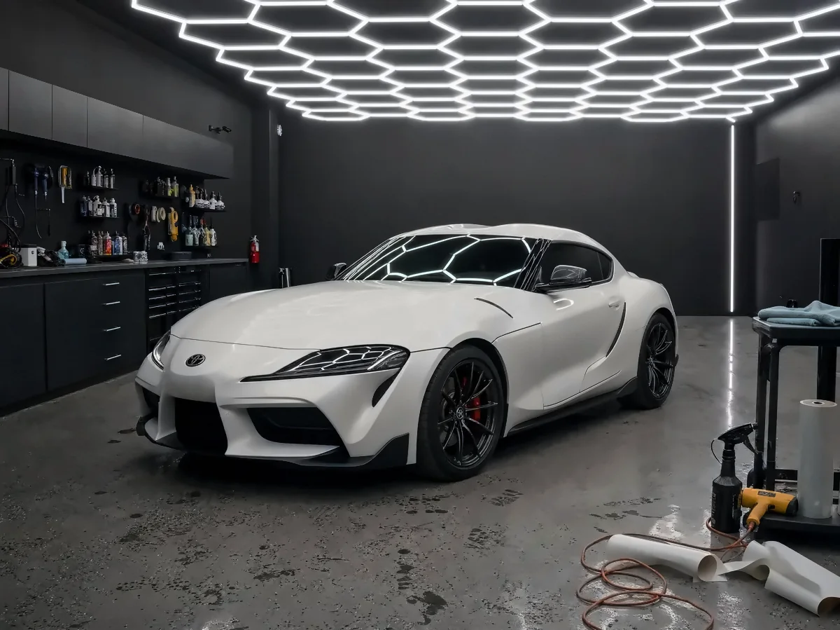 Roof, hood & partial wraps, before (studio illustration)