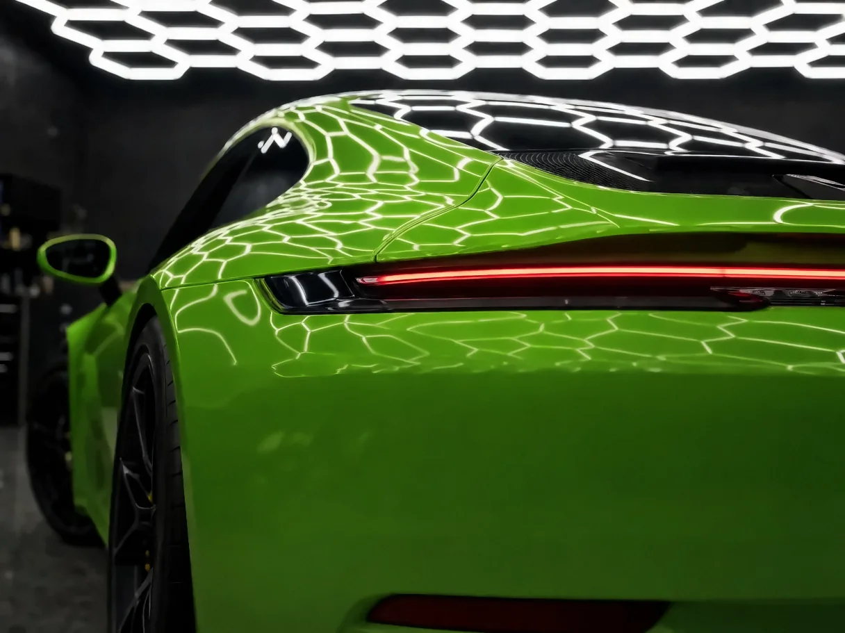 Ceramic coating (studio illustration)